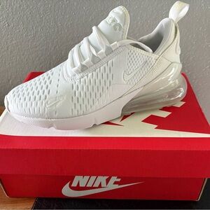 Nike Air Max 270